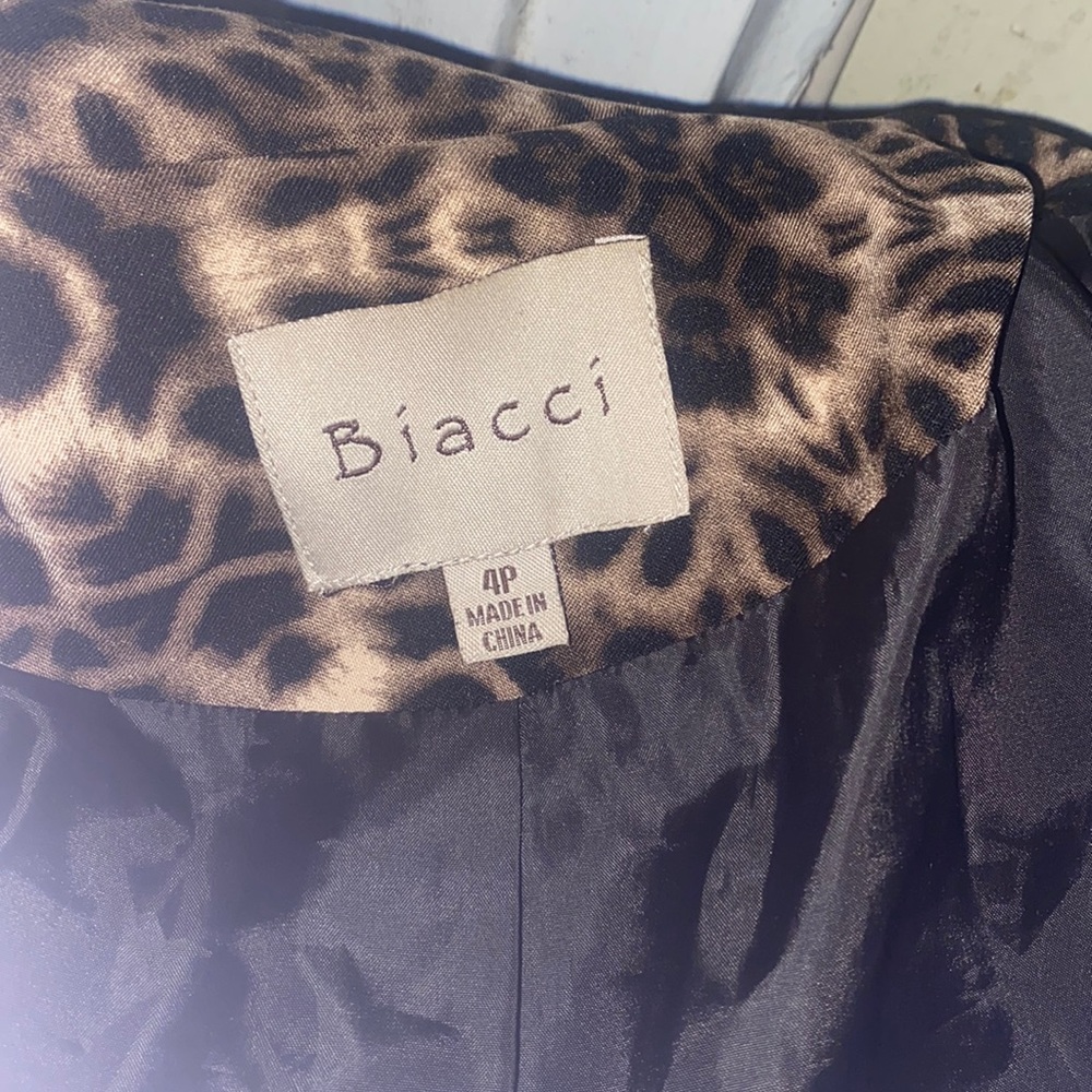 Cheetah like jacket size 4p (4petite)
